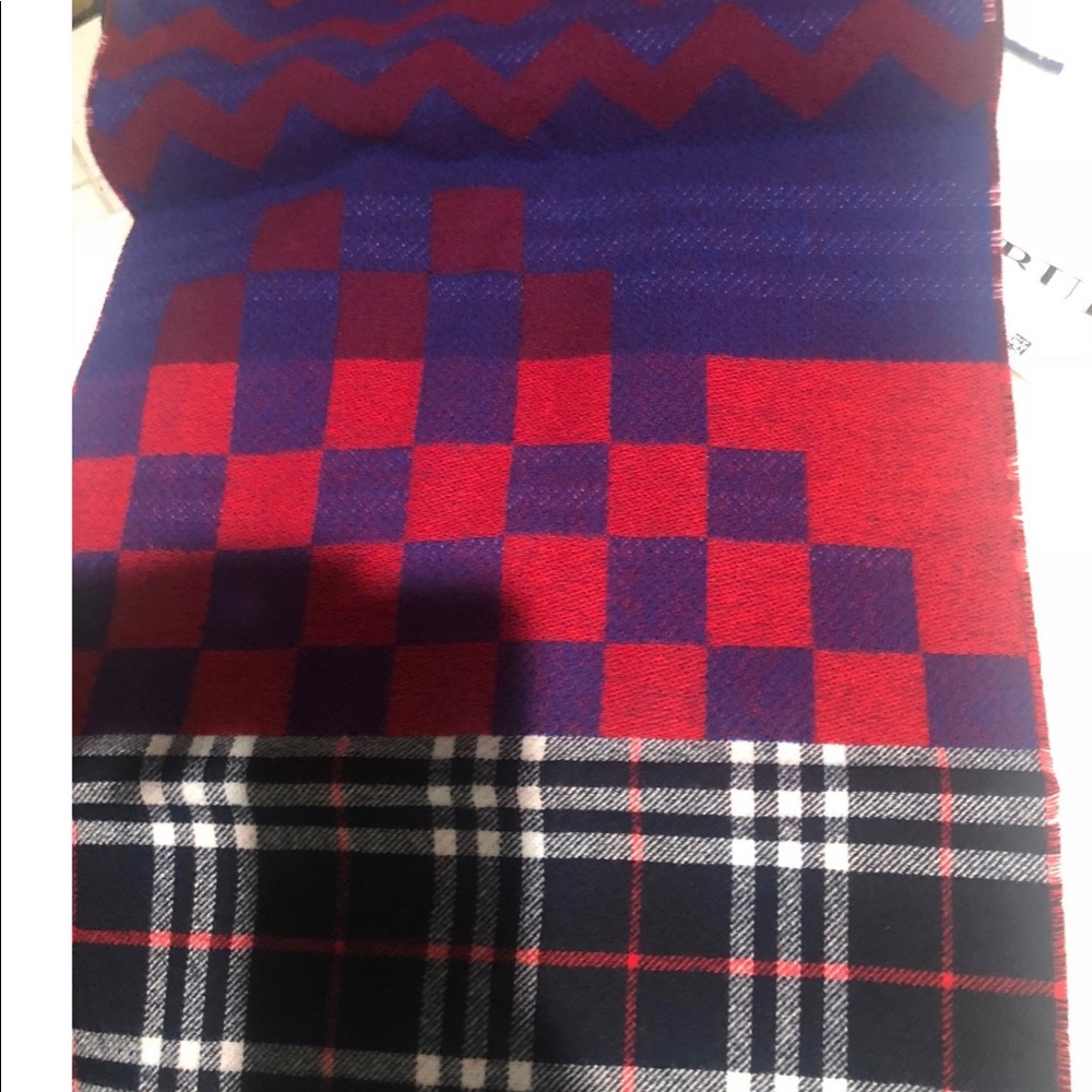 BURBERRY UNISEX CASHMERE SCARF, MIX CHECK PATTERN - Picture 11 of 14